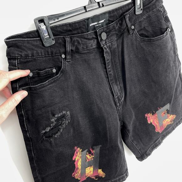 Homme + Femme NEW Distressed Flames Logo Jean Shorts Mens Sz 36 Black Stretch - Picture 2 of 10